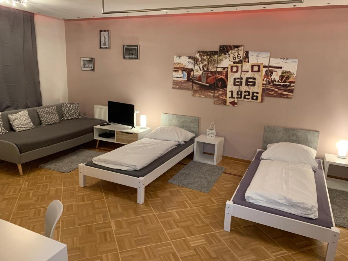 Aschaffapartment 4 Schlafzimmer Bis 10 Personen Bei Aschaffenburg Mainaschaff Exterior photo