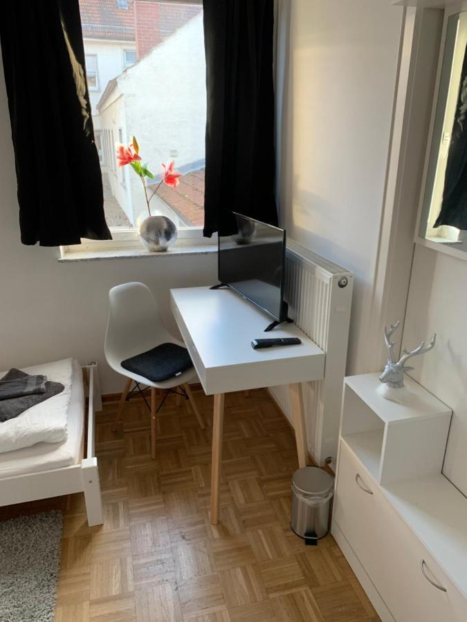 Aschaffapartment 4 Schlafzimmer Bis 10 Personen Bei Aschaffenburg Mainaschaff Exterior photo