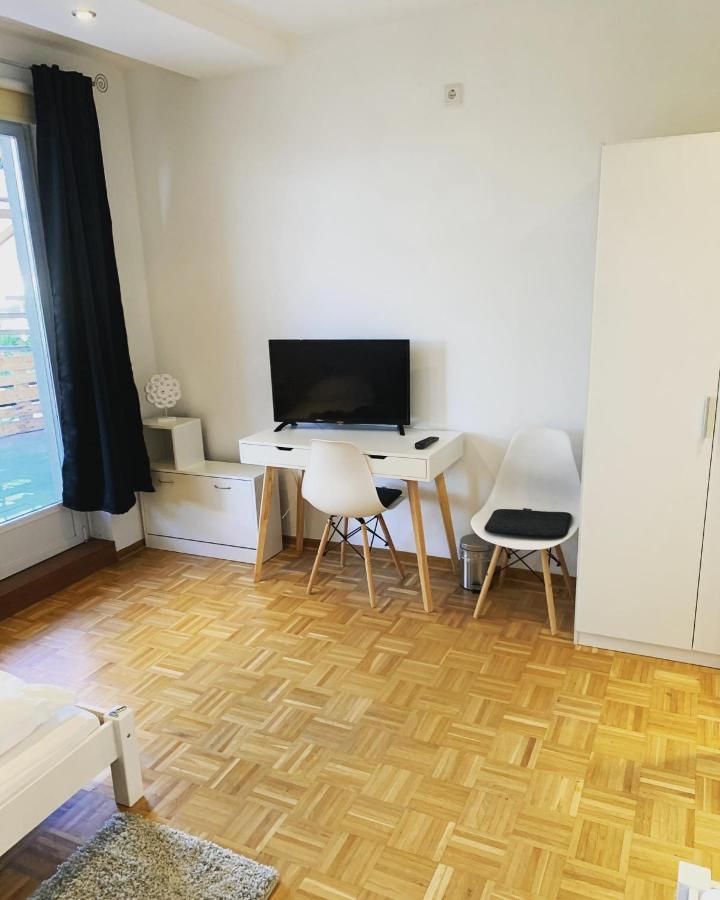 Aschaffapartment 4 Schlafzimmer Bis 10 Personen Bei Aschaffenburg Mainaschaff Exterior photo