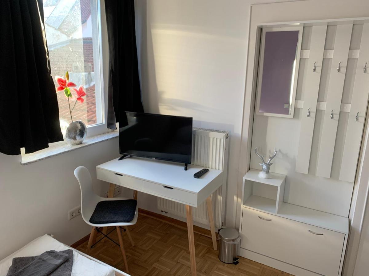 Aschaffapartment 4 Schlafzimmer Bis 10 Personen Bei Aschaffenburg Mainaschaff Exterior photo