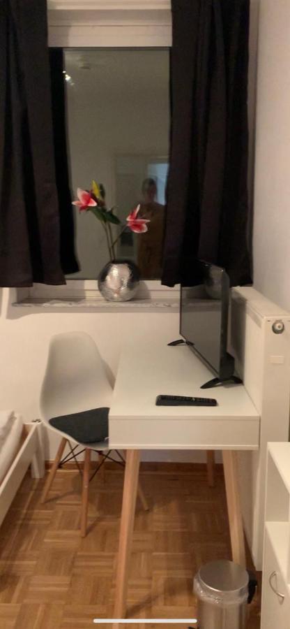 Aschaffapartment 4 Schlafzimmer Bis 10 Personen Bei Aschaffenburg Mainaschaff Exterior photo