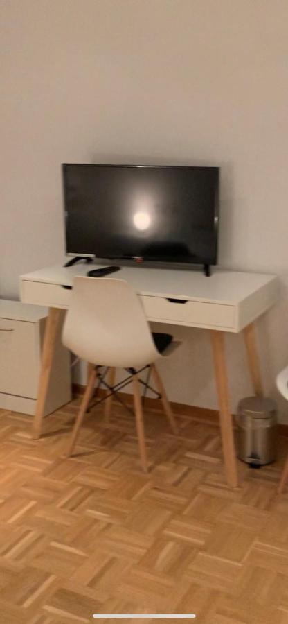 Aschaffapartment 4 Schlafzimmer Bis 10 Personen Bei Aschaffenburg Mainaschaff Exterior photo