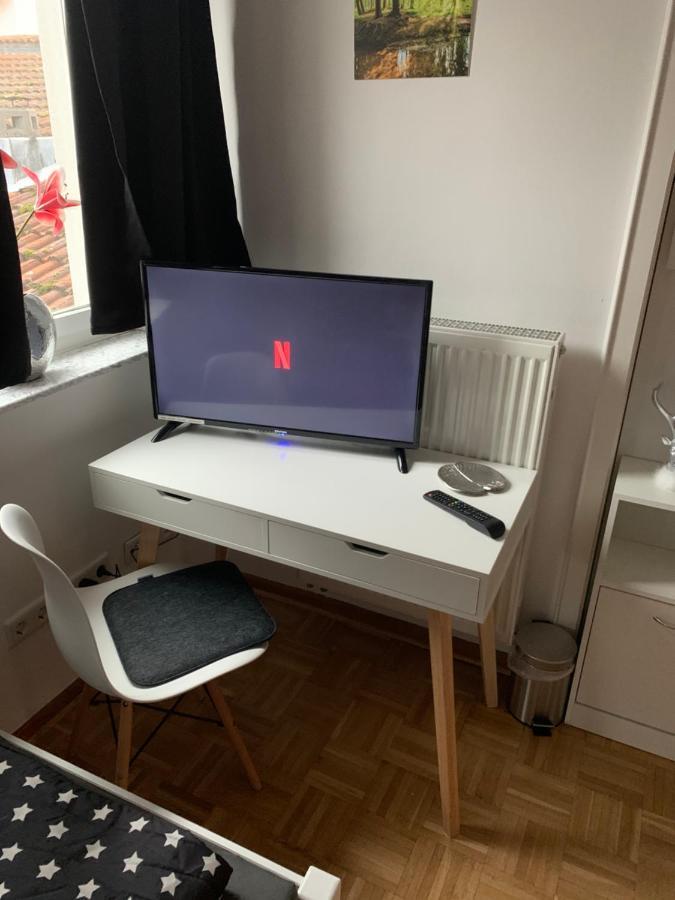 Aschaffapartment 4 Schlafzimmer Bis 10 Personen Bei Aschaffenburg Mainaschaff Exterior photo